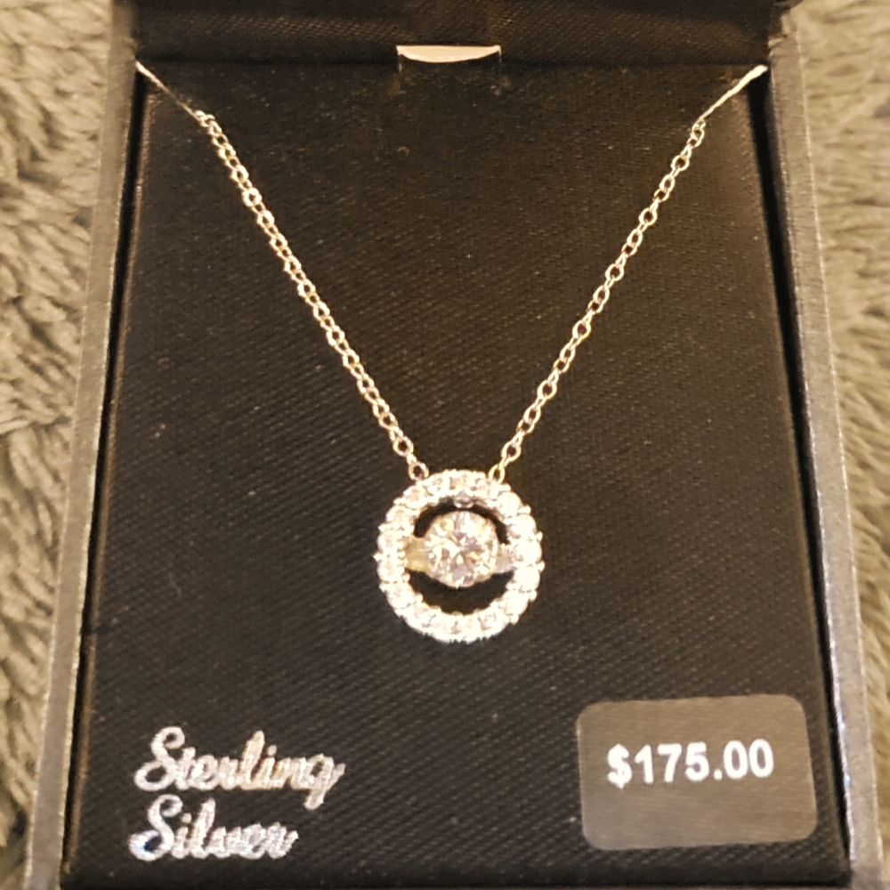 Sterling silver floating diamond necklace NEW!